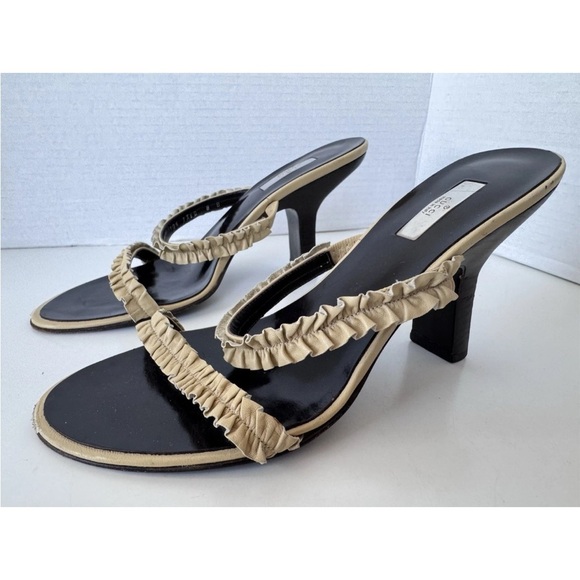 GUCCI Beige Cream Leather Ruffle Straps High Heel Sandals Women’s Size 8 - Picture 4 of 11